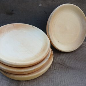 Teller aus Lindenholz
